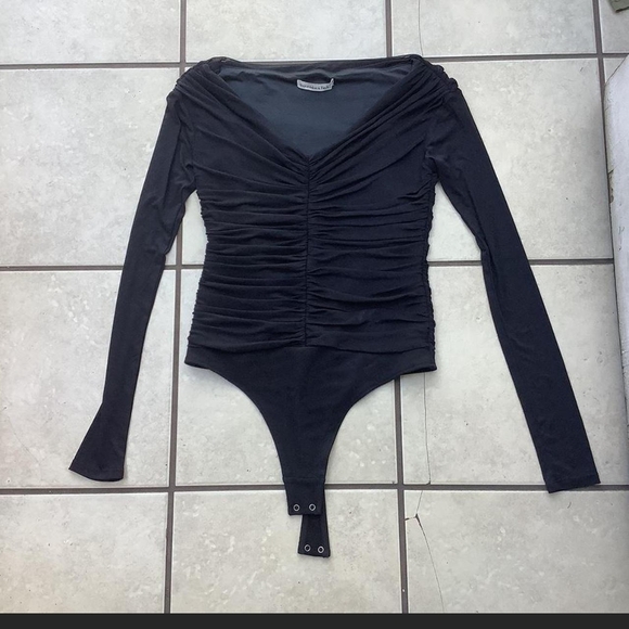 Abercrombie & Fitch Black Long Sleeve Bodysuit - Picture 2 of 7